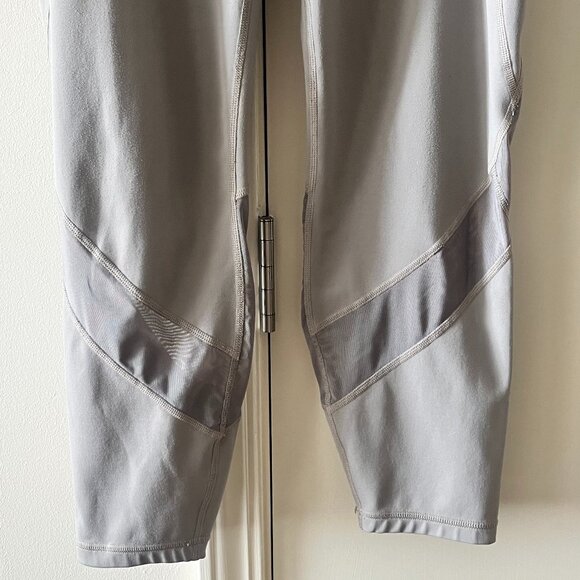 Athleta Eclipse 7/8 Tight Leggings Grey XL - Picture 3 of 9